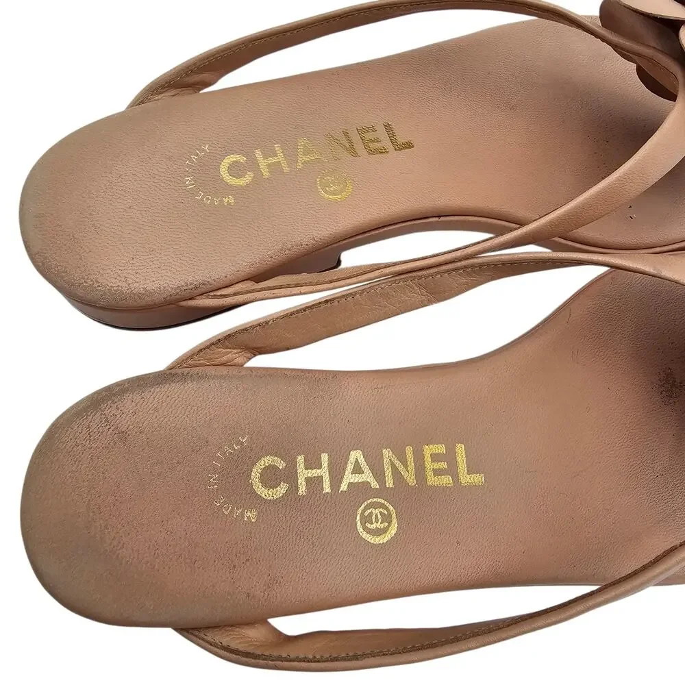 Chanel Camelia Thong Flip Flop Flat Vintage Beige Tan Leather Flower Size 8